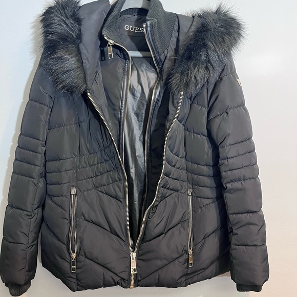 Winter jacket with fur hood - Picture 2 of 10